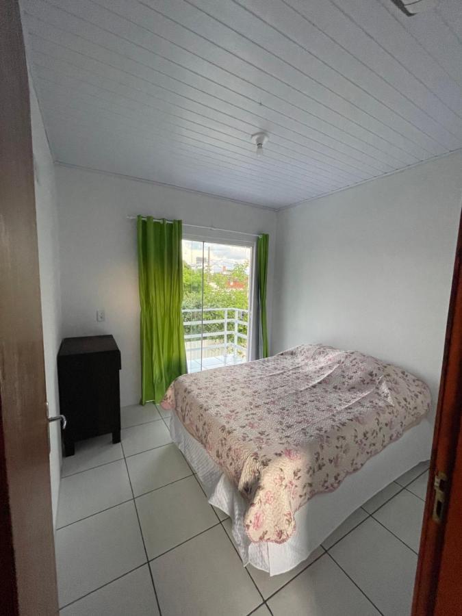 Condominio Serra Da Saudade Picarras Bagian luar foto